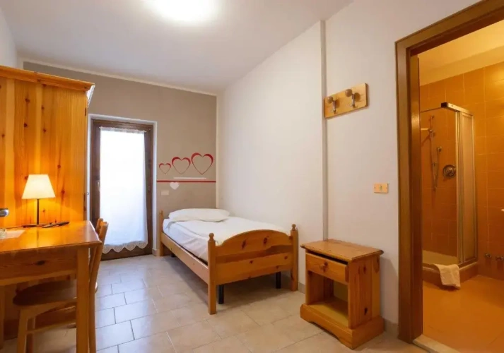 Standard Single room