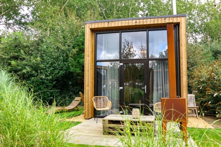 Double Cottage