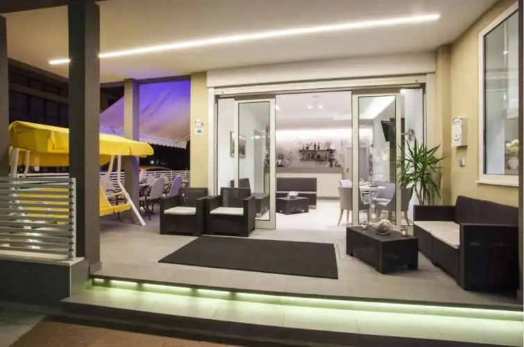 Hotel Leonardo