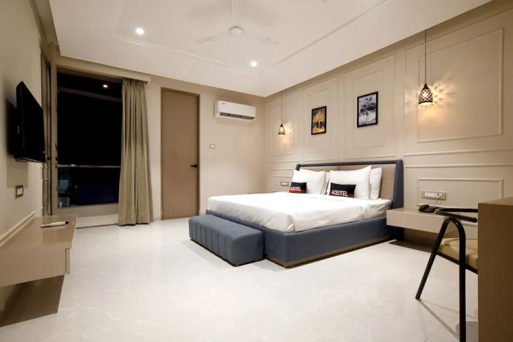 Premium room