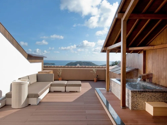 Premium Twin room with ocean view