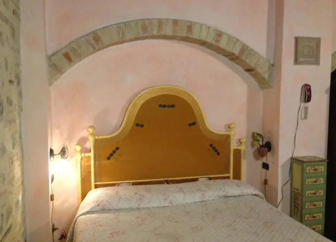 Venus Apartment 45 People