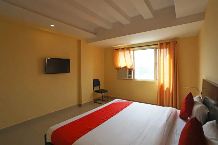 M3m Paradise by OYO Rooms