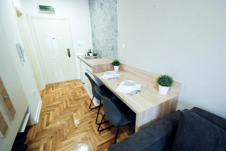 Tiara Apartment 2