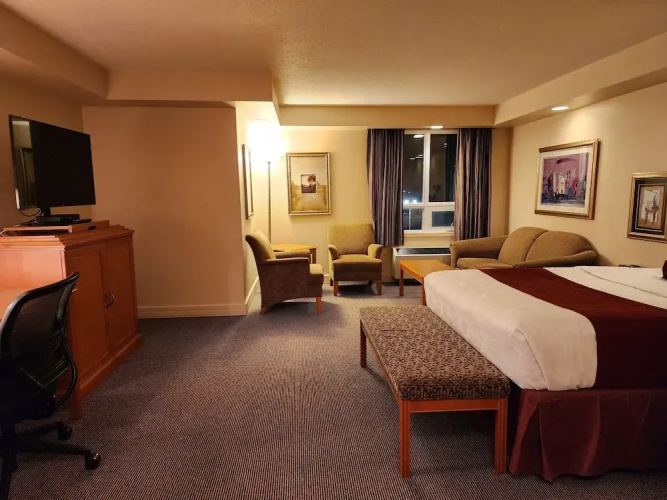 TRAVELODGE