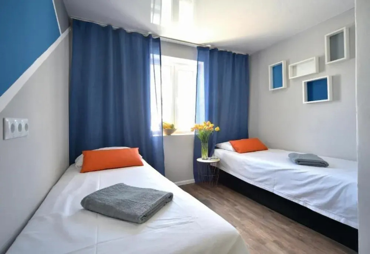 Happy Land Hotel