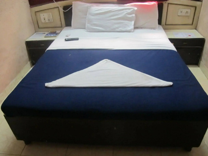 Red Palms Residency