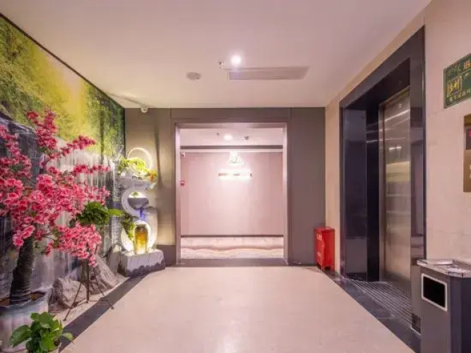 Wanzai County Lotus Hotel