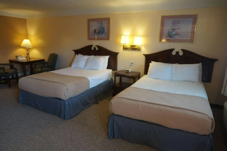 Bellevue Hotel & Suites