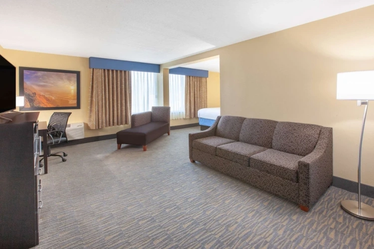Double Suite