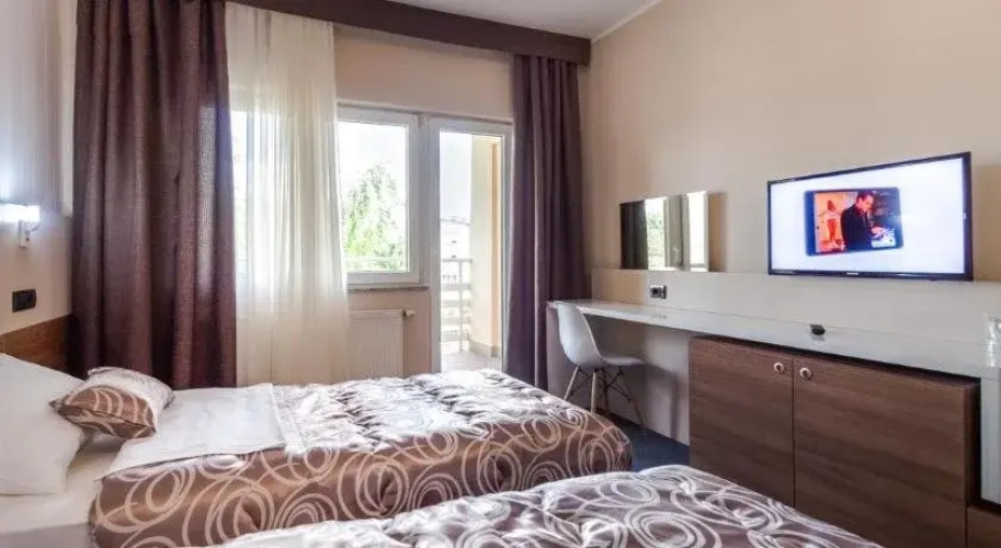 Hotel Macola