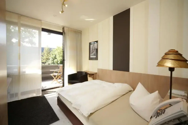 Standard Single room
