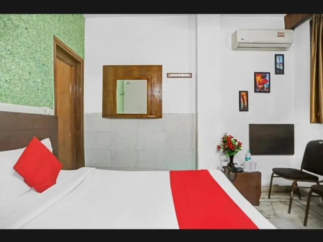 Standard Triple room