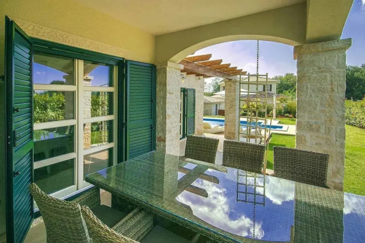Villa Laši?i