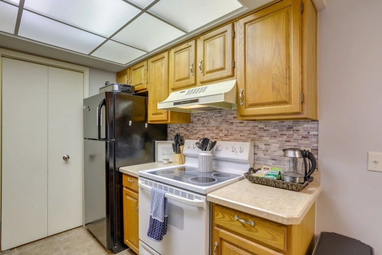 2 Bedrooms Apartment