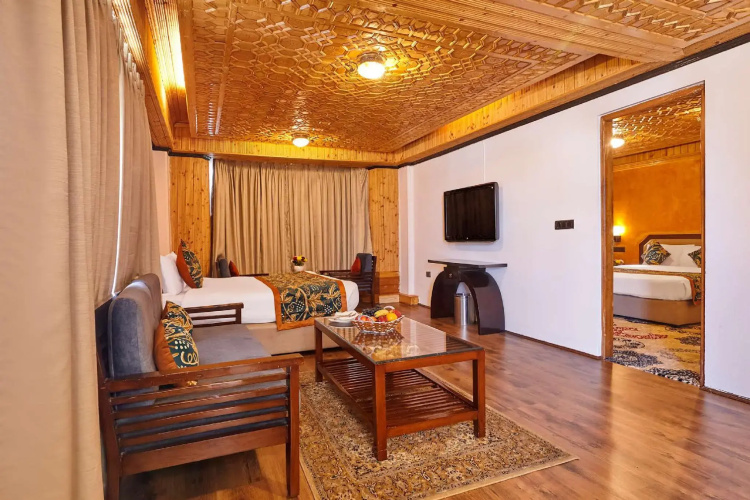Hotel Grand Mumtaz
