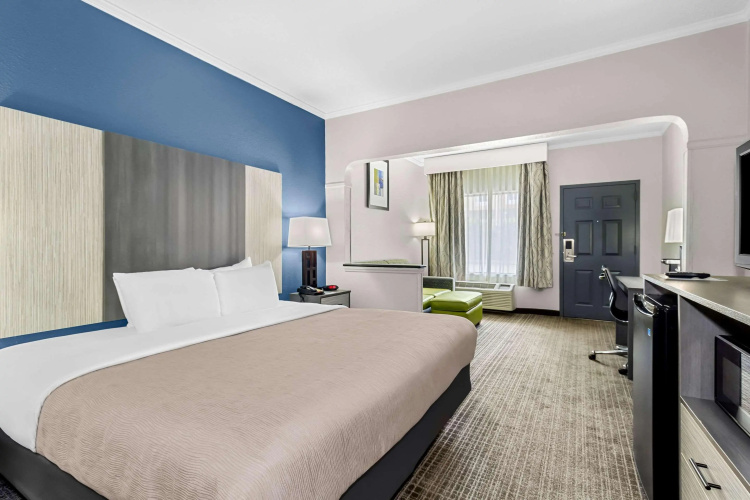 Quality Inn & Suites Florence Civic Center