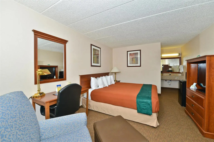 Harrisonburg Inn