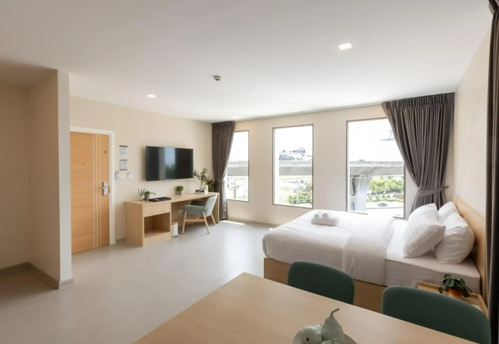 Good Nine Hotel