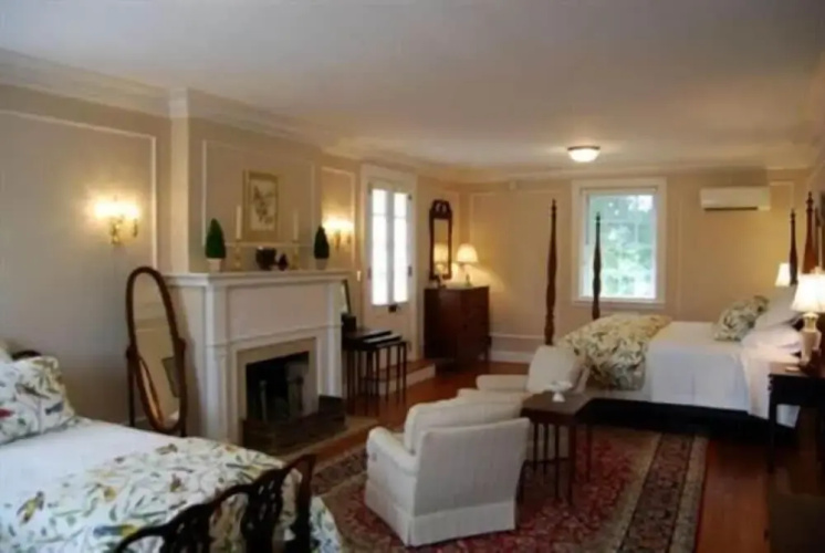 Hornsby House Inn