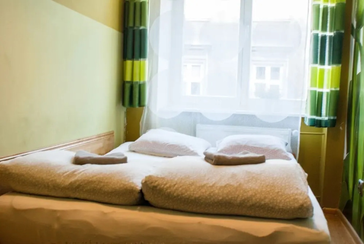 Hostel Smocza Jama