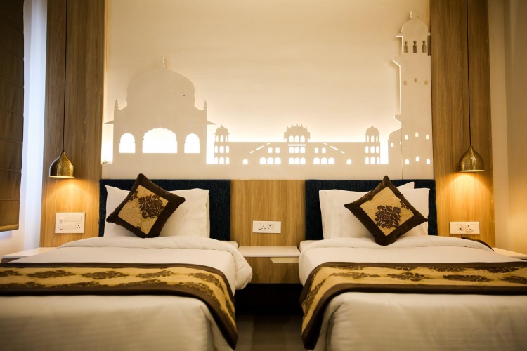 Deluxe Twin room