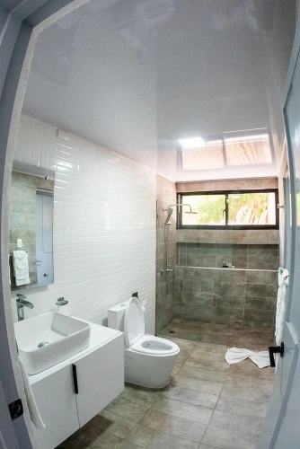 1 Bedroom Deluxe Suite with balcony and with ocean view
