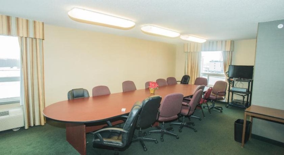 Lakeview Inn & Suites Fort Saskatchewan photo 19