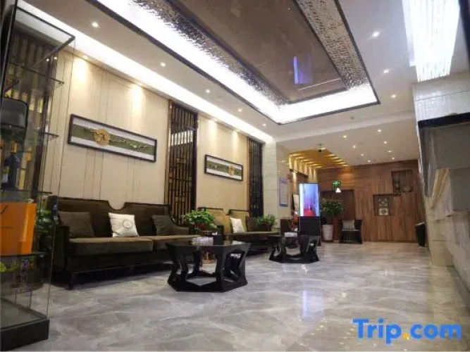 Saina Hotel