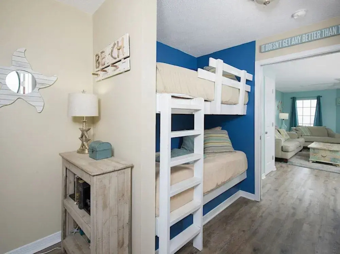 572 E Beach Blvd Condo Unit 315