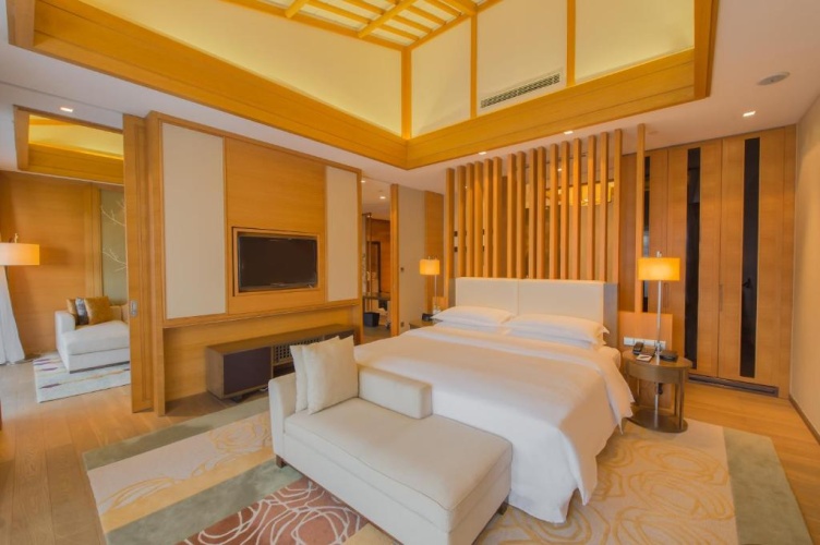 Club Double Suite