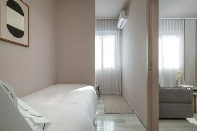 Num Suites & Lofts Athens