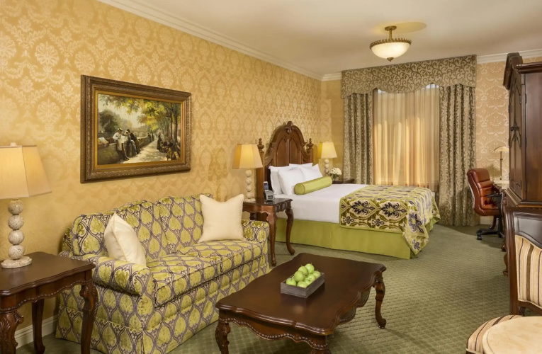 Ayres Hotel Manhattan Beach LAX