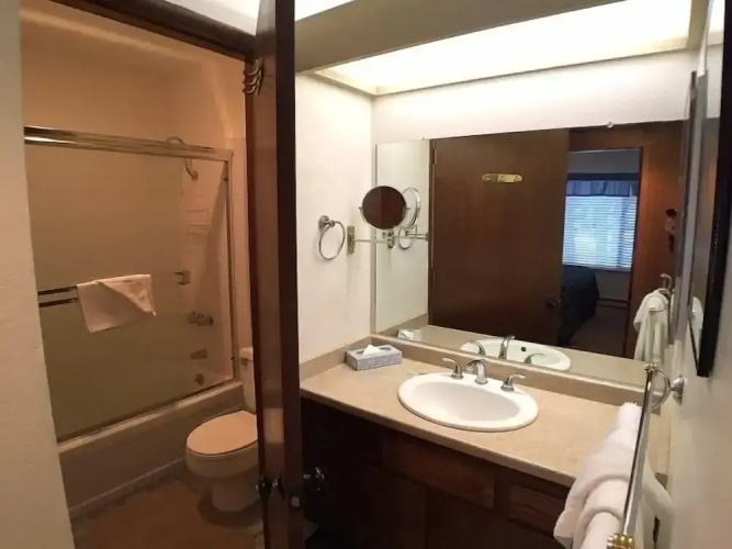 102 Standard 2 Bedroom Condo by RedAwning