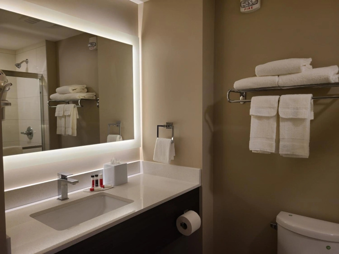 Marriott Newport Beach Bayview photo 9