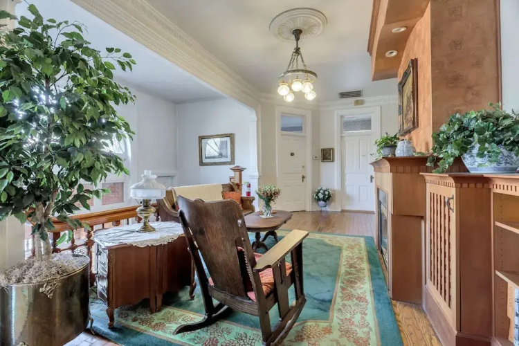 Ellerbeck Mansion Bed & Breakfast