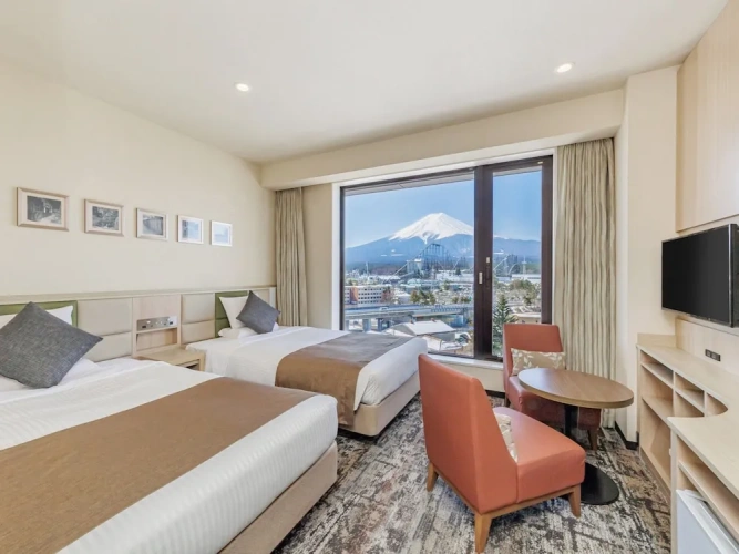 Standard Upper Floor Twin room with Fuji View