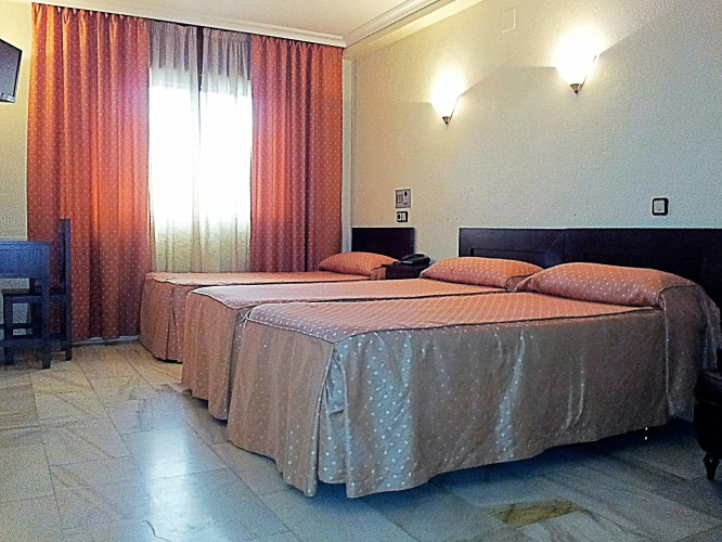 Averroes Hotel