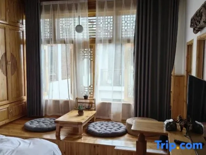 4 Bedrooms Deluxe room