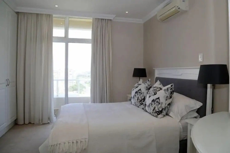3 Bedrooms Luxury Apartment
