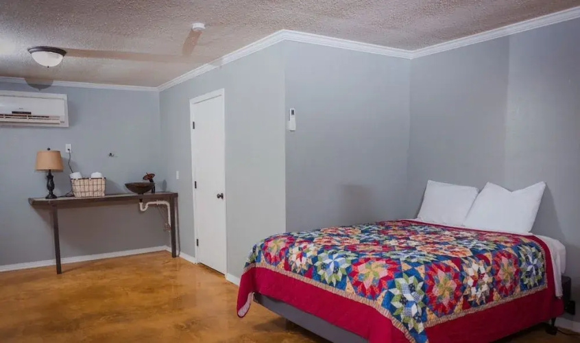 Canyon Breeze Motel