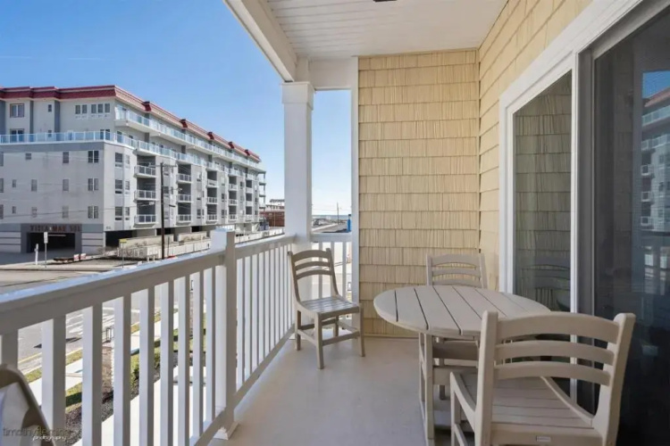 Residence 102N