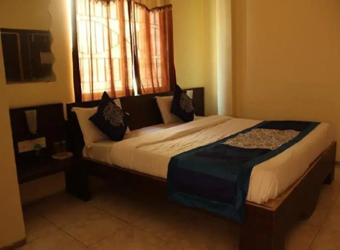 Hotel Om by FabHotels