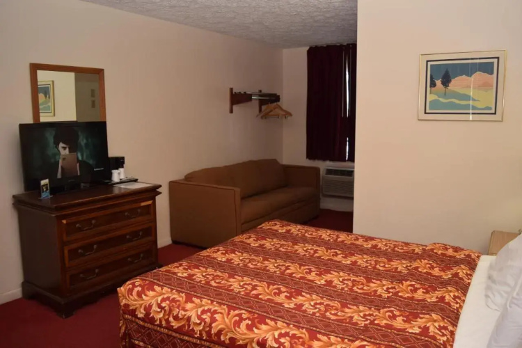 Days Inn Oswego