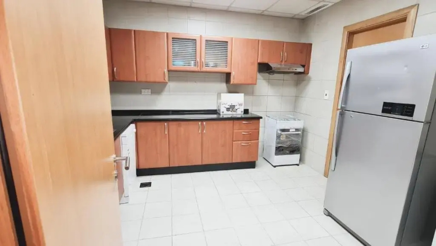 Stunning 3bhk service apartment