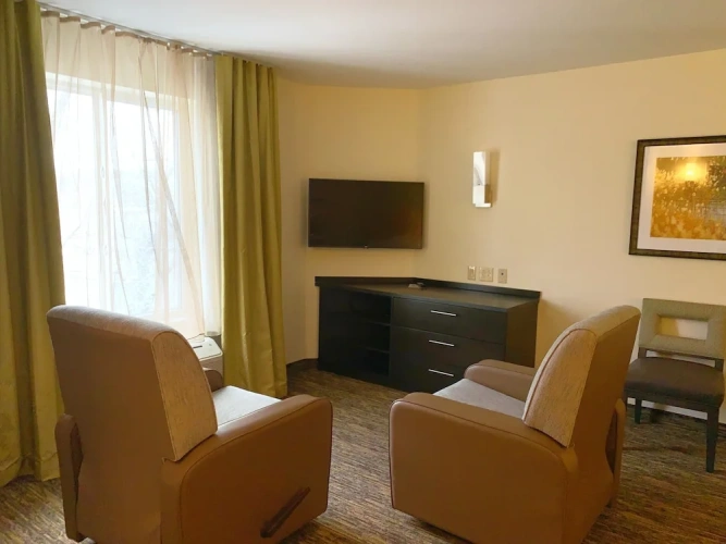 1 Bedroom Suite