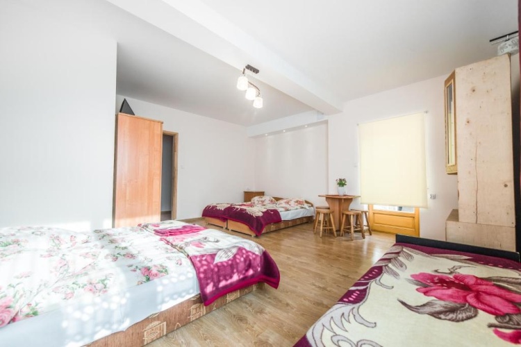 Standard Quintuple room
