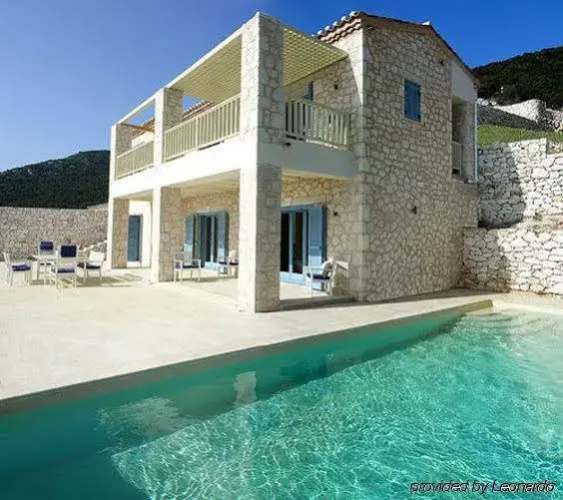 Urania Luxury Villas