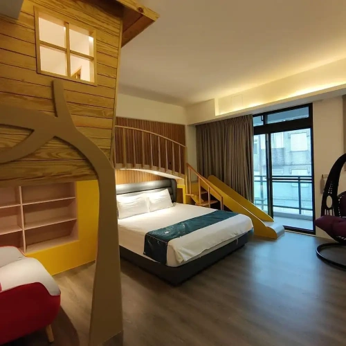 Standard Triple room