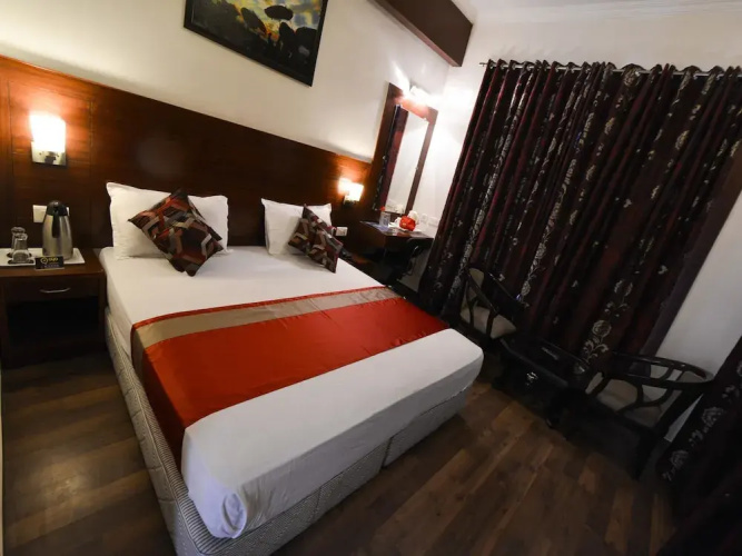 Hotel Janhvi International